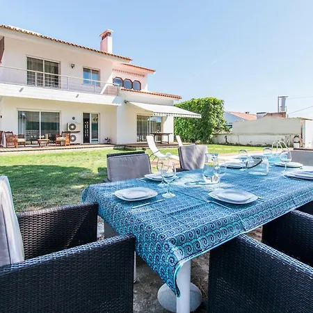 Sleeps 9 With Pool Air Con And Wifi Villa Birre